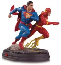 DC GALLERY SERIES STATUE SUPERMAN vs FLASH RACING   [DC COMICS]